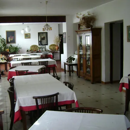 Rural La Lastra Inn *