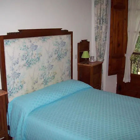 Rural La Lastra Inn *